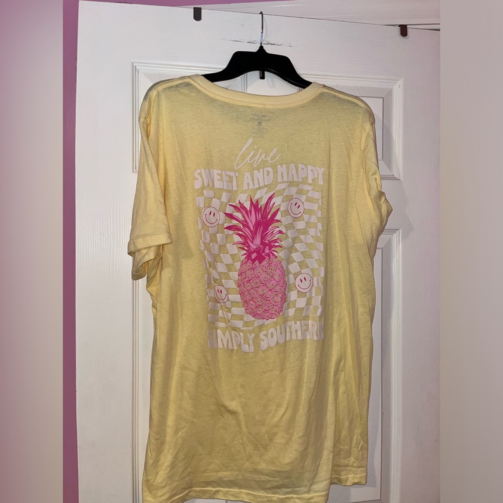Simply Southern Women's Yellow Tshirt‎ XXL